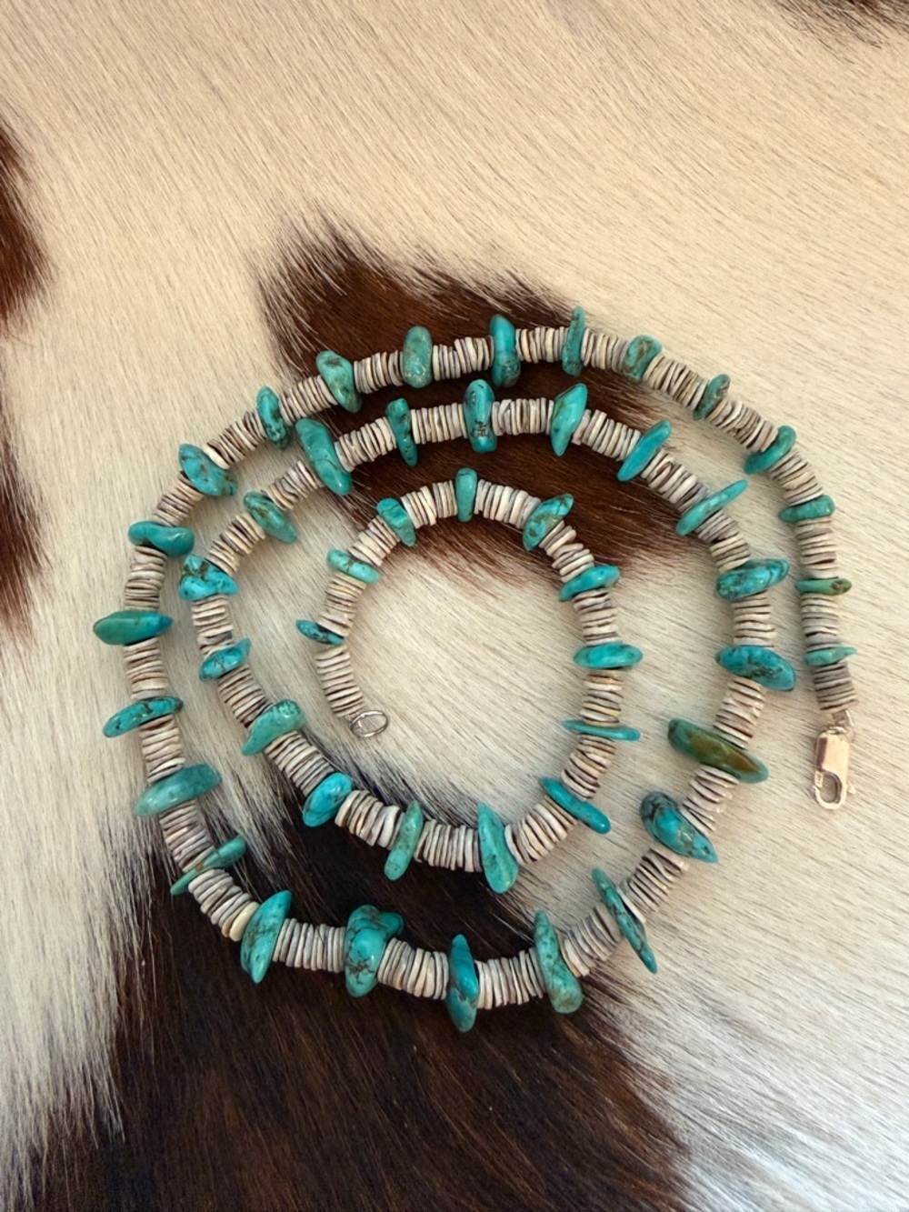 โค๏ธ 24โ Shell Heishi Beads & Turquoise Navajo Artisan Necklace Sterling Lobster